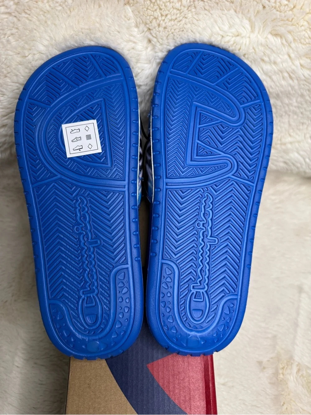 Size 3 🔷 Champion Blue Tie-Dye Slide Sandals for Kids